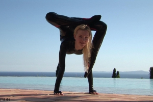 俄罗斯美女柔术写真视频NO.124