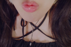 [ASMR福利] 韩国美少女娇喘舔耳视频